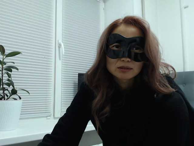 Milli111 live cam on BongaCams