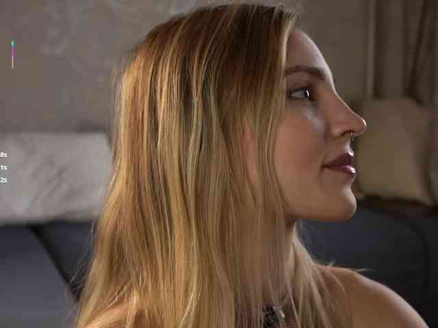 beckymadsons's live room