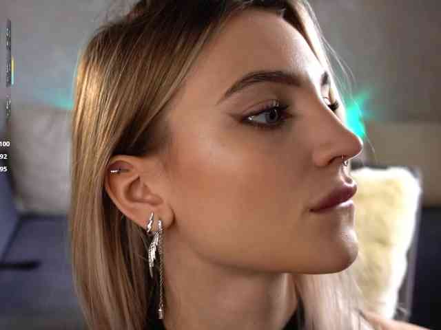 beckymadsons live female cam on bongacams