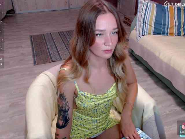AnitaDelicious webcam