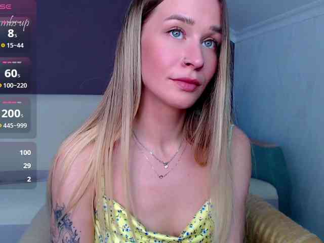 AnitaDelicious webcam