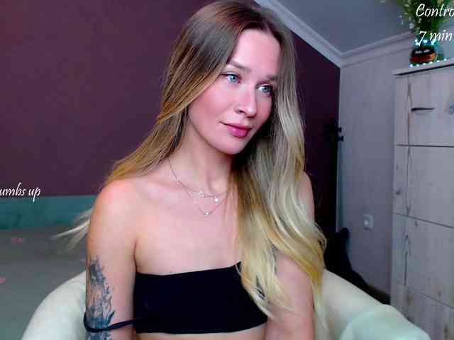 AnitaDelicious webcam