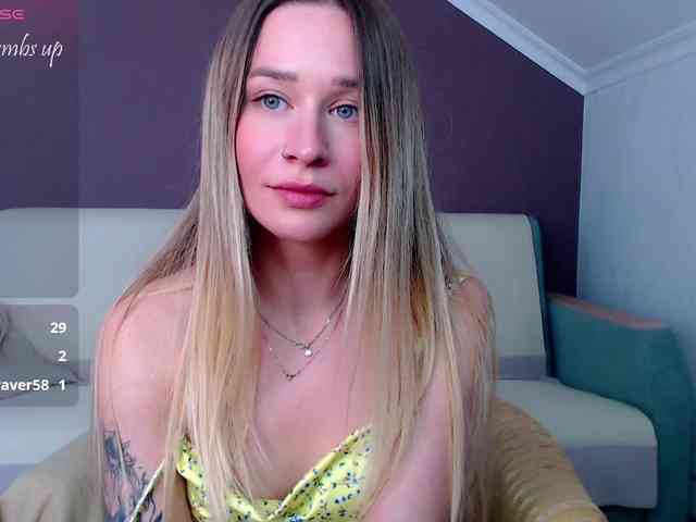 AnitaDelicious webcam