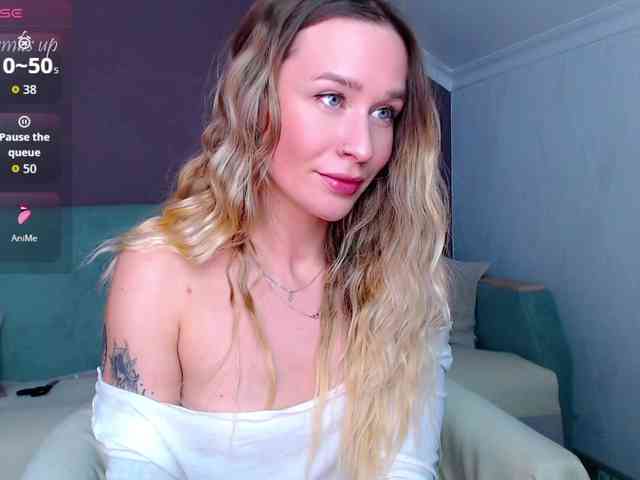 AnitaDelicious webcam