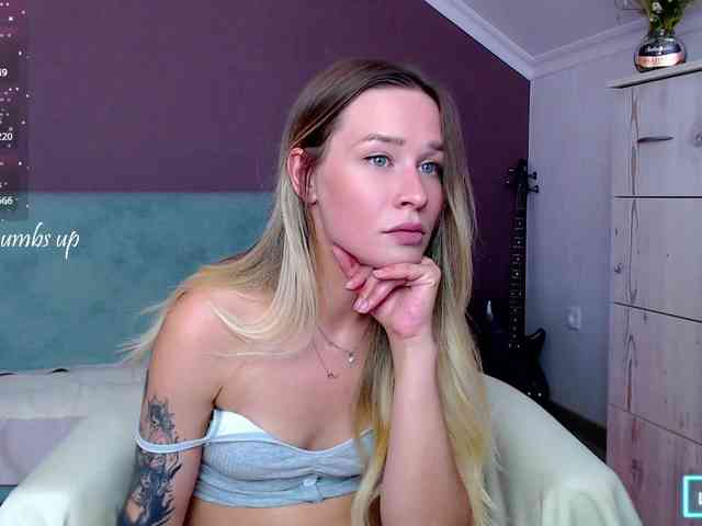 AnitaDelicious webcam