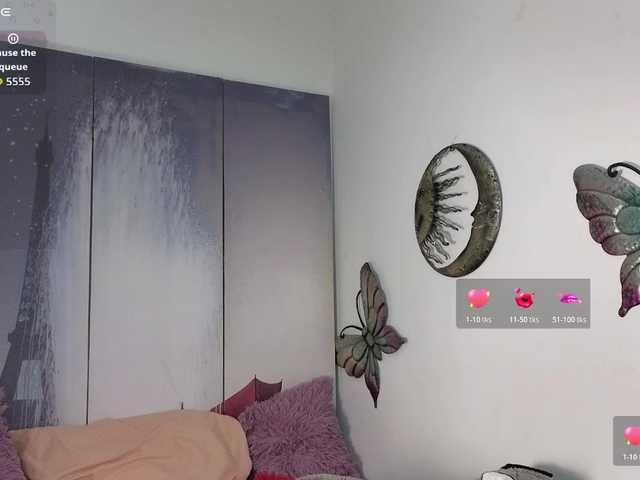 alix-kitty live cam on BongaCams