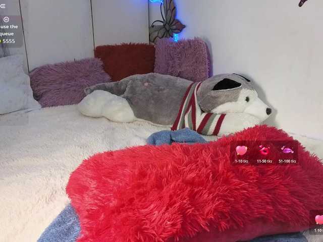 alix-kitty live cam on BongaCams