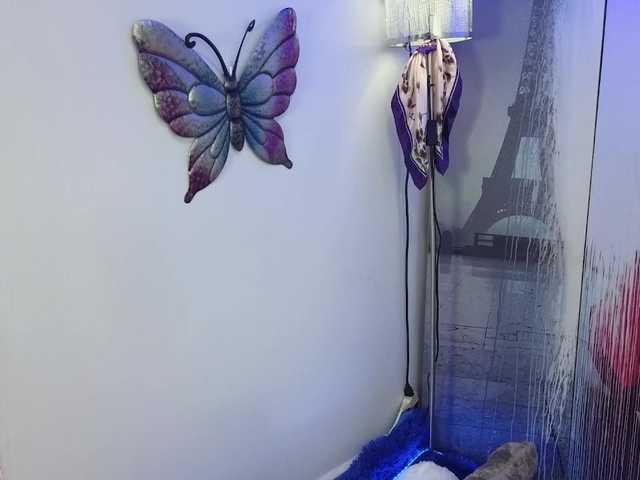 alix-kitty's BongaCams show and profile