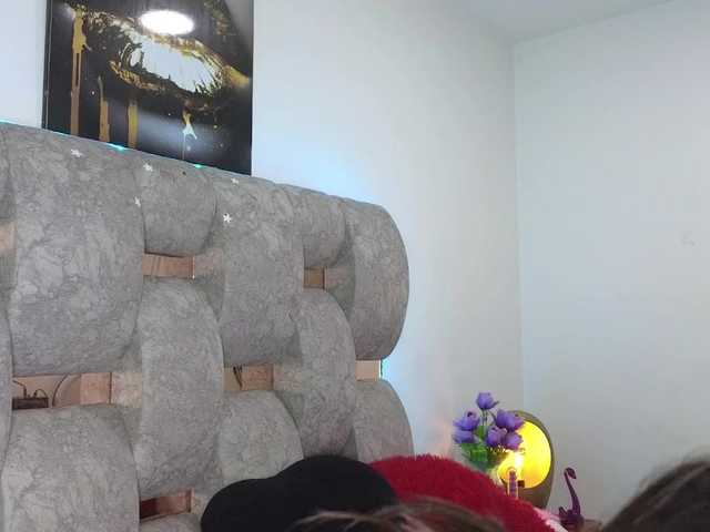 alix-kitty's BongaCams show and profile