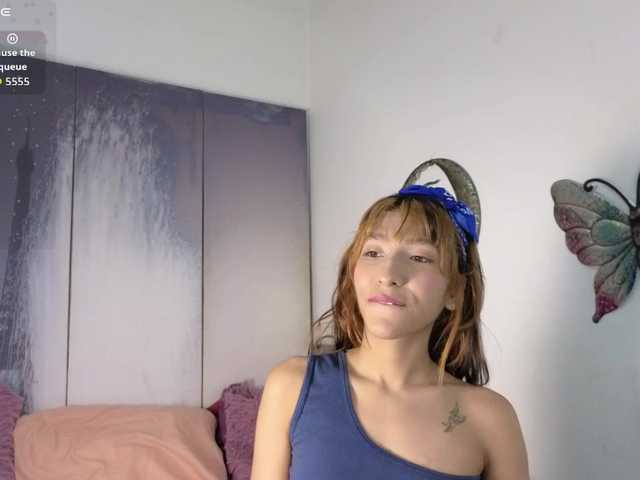 alix-kitty live cam on BongaCams