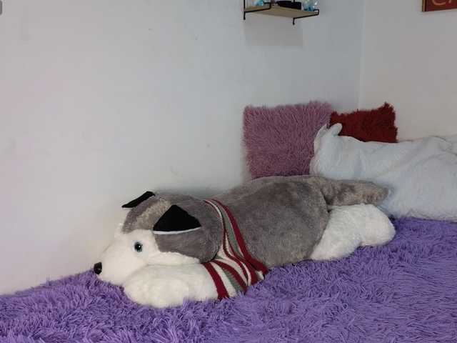alix-kitty live cam on BongaCams