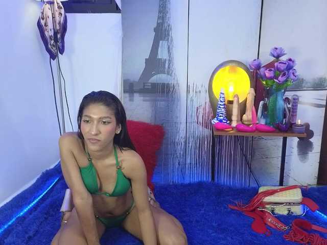 alix-kitty's BongaCams show and profile