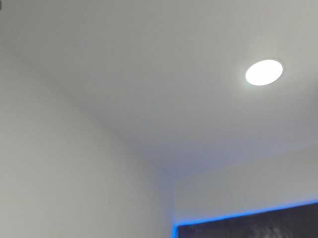 alix-kitty live cam on BongaCams