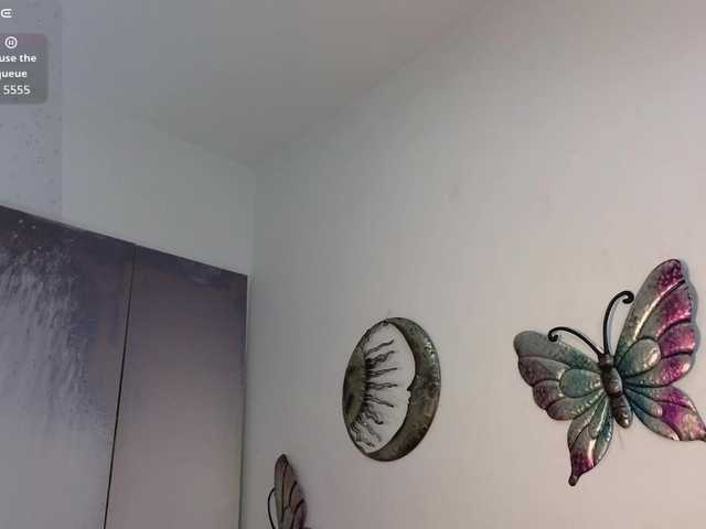 alix-kitty live cam on BongaCams