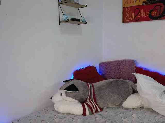 alix-kitty