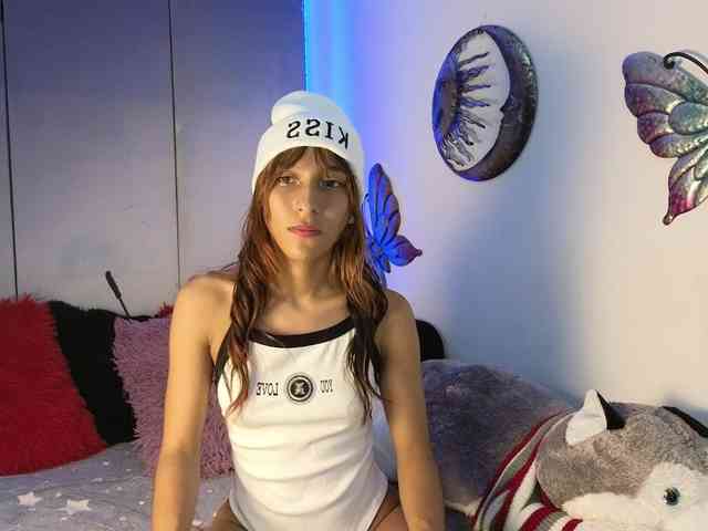 Modelo: alix-kitty