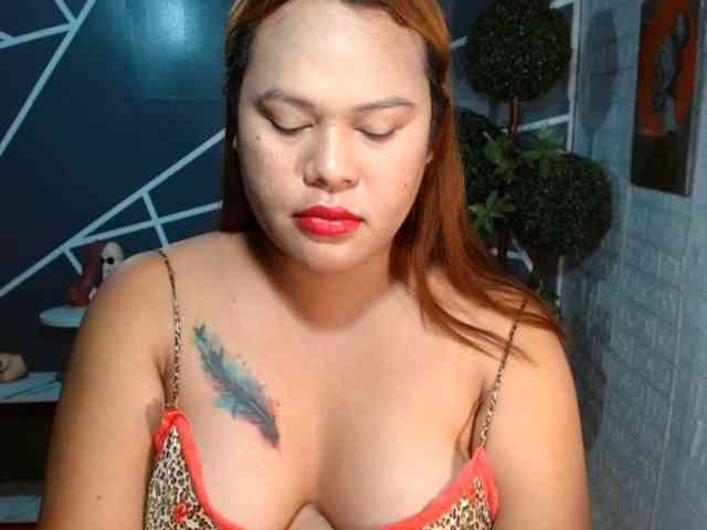 Diannaradick Live Webcam on BongaCams