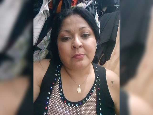 me1any2025-model-az9123 live webcam show