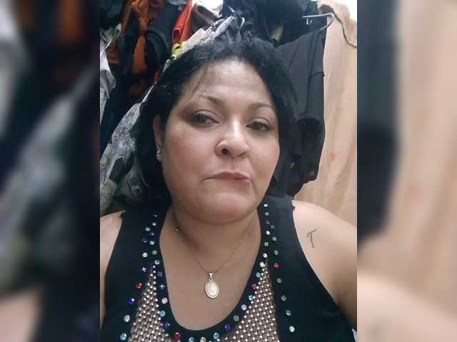 me1any2025-model-az9123 live webcam show