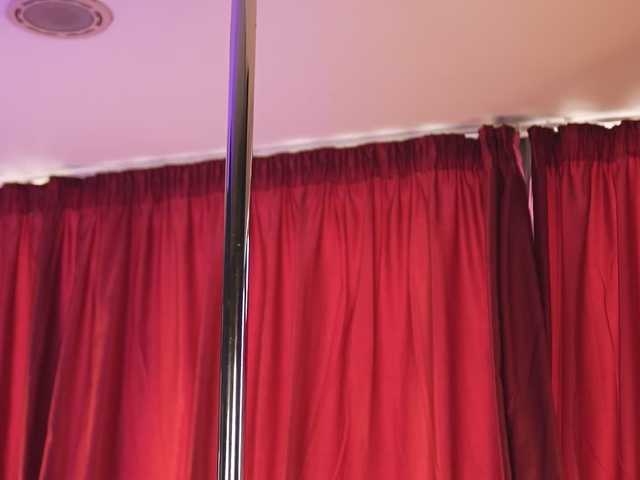 LuxenNoir live cam preview