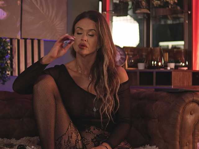 LuxenNoir live cam on BongaCams