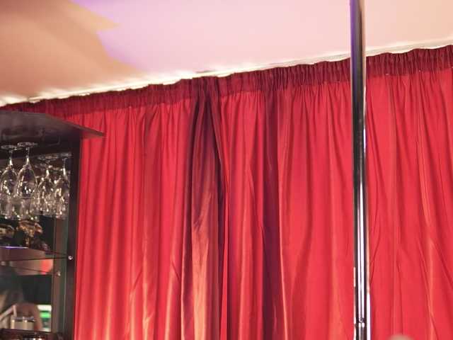 LuxenNoir live cam