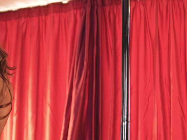 LuxenNoir live webcam show