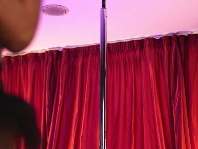 LuxenNoir live cam on BongaCams