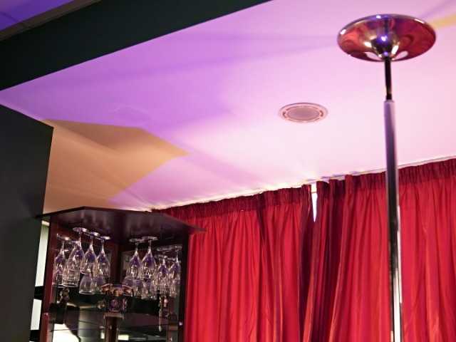 LuxenNoir live cam preview