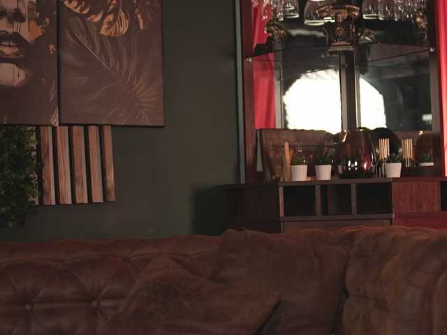 LuxenNoir live webcam show