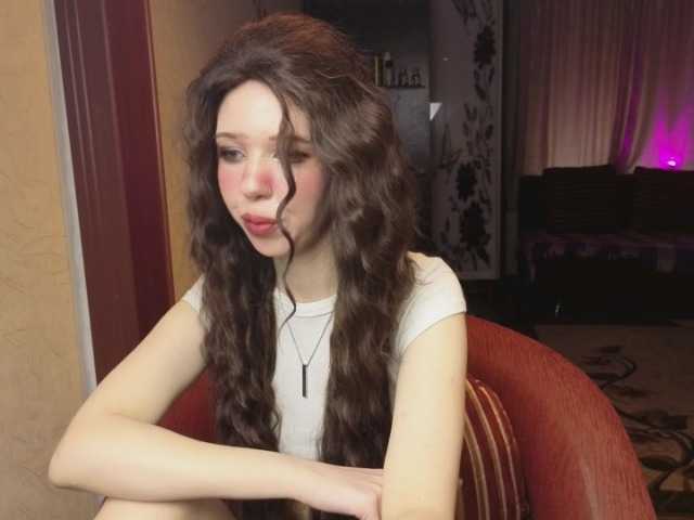 SophieAnWhite live cam on BongaCams
