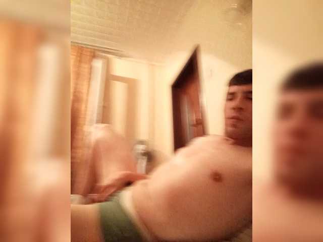 Klon19820704 live webcam show
