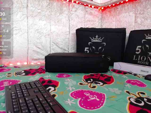 valeriwet webcam