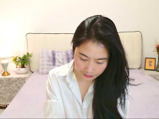 DaisyFeng live cam on BongaCams