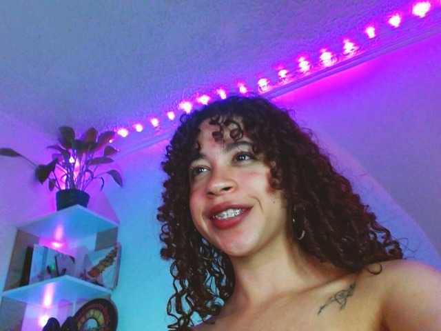 Medussa333 live cam on BongaCams