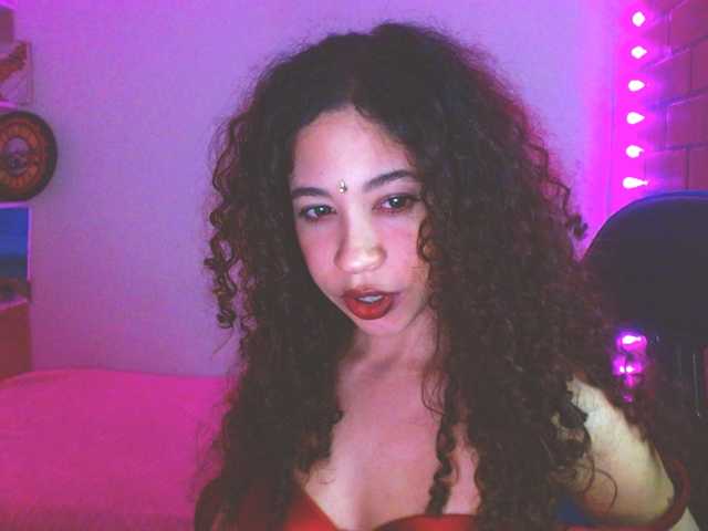 Medussa333 live cam on BongaCams