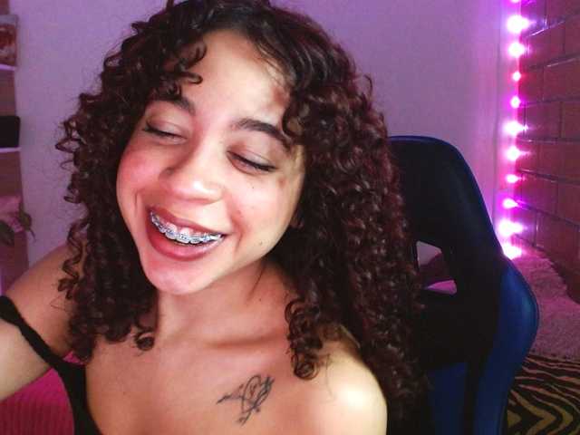 Medussa333's BongaCams show and profile