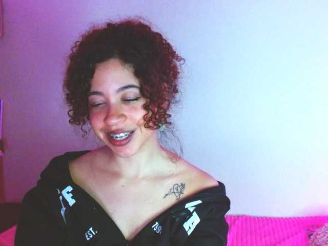 Medussa333 live cam on BongaCams