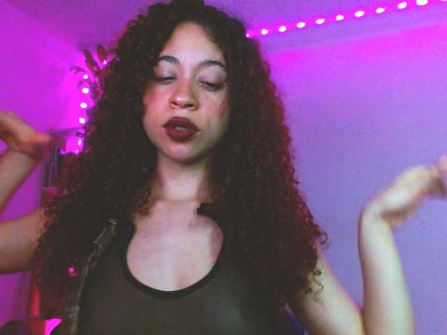 Medussa333 live cam on BongaCams