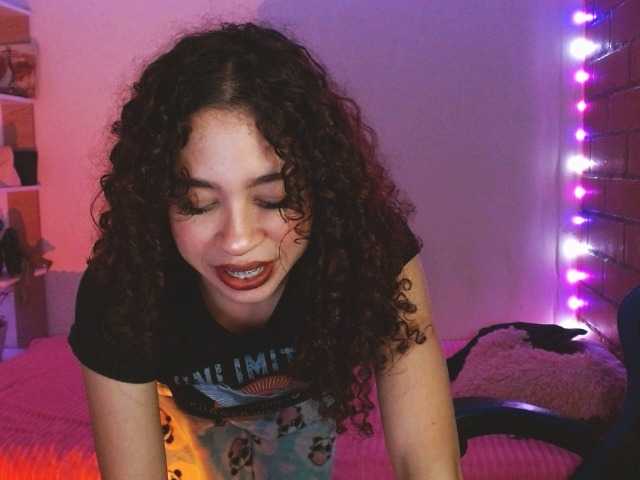 Medussa333 live cam on BongaCams