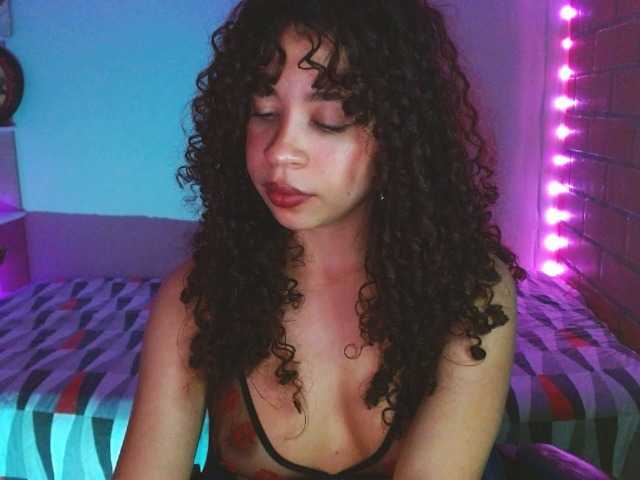Medussa333 live cam on BongaCams