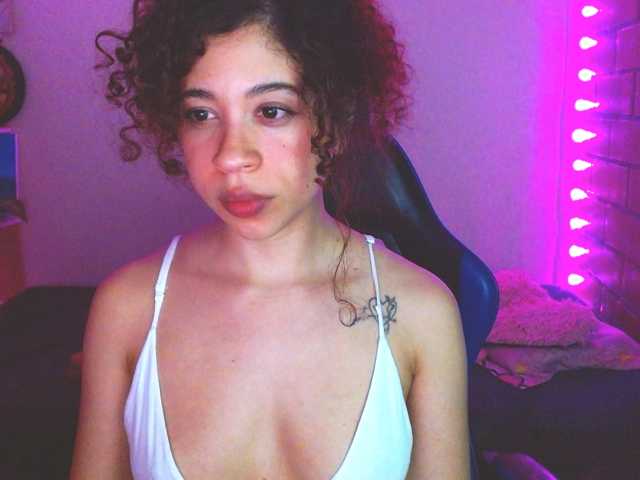 Medussa333 live cam on BongaCams