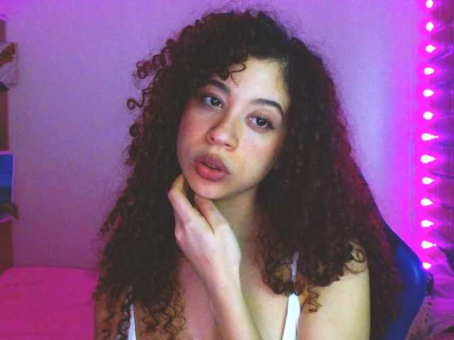 Medussa333 live cam on BongaCams