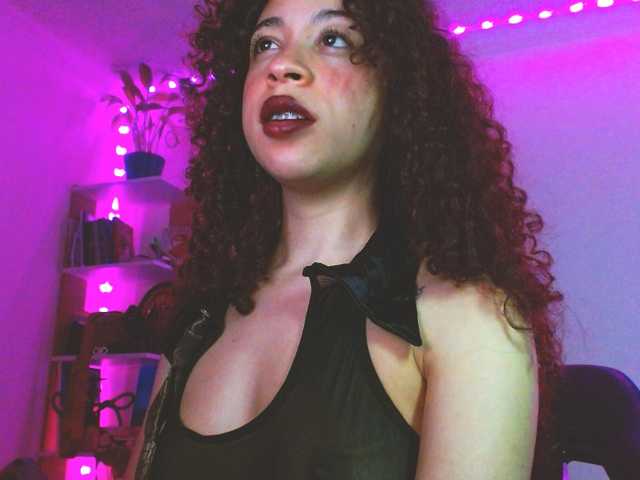 Medussa333 live cam on BongaCams