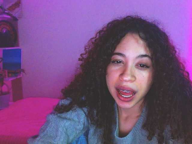 Medussa333 live cam on BongaCams
