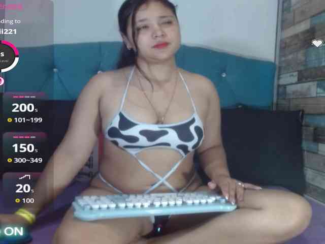 Yesamyn-Stone69 webcam