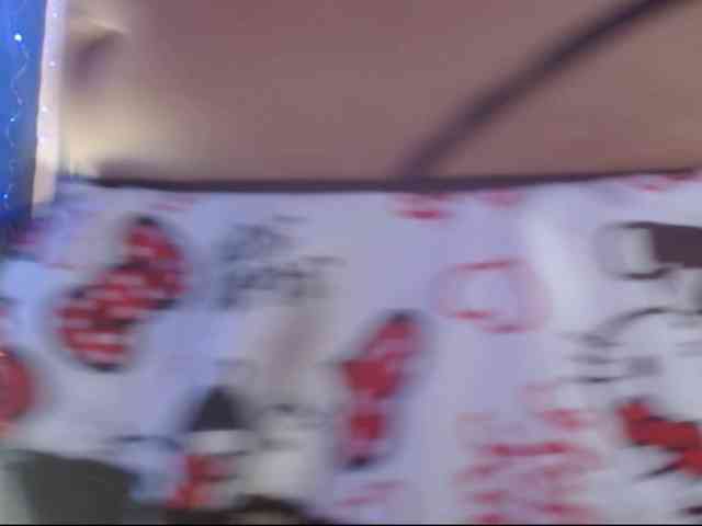 Yesamyn-Stone69 webcam