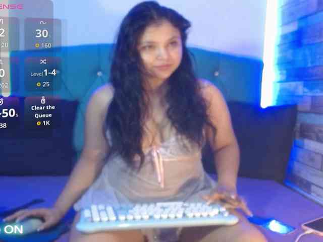 Yesamyn-Stone69 webcam