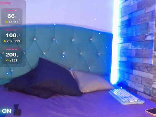 Yesamyn-Stone69 webcam