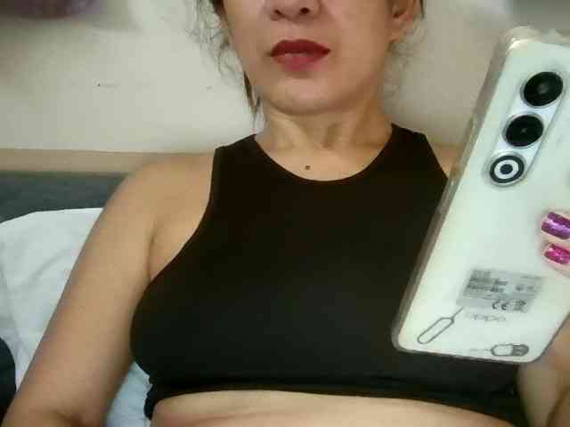 YourHighnessBaby webcam